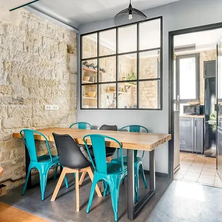 Maison 60m² Avec Jardin De 90m² Au Centre De *