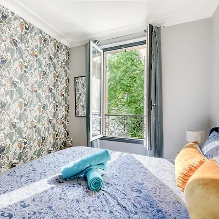 Maison 60m² Avec Jardin De 90m² Au Centre De * Париж